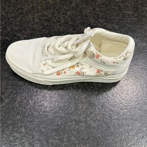 UEC floral Vans